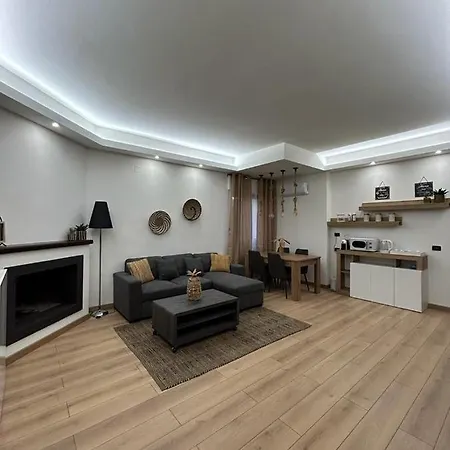 La Casa Di *